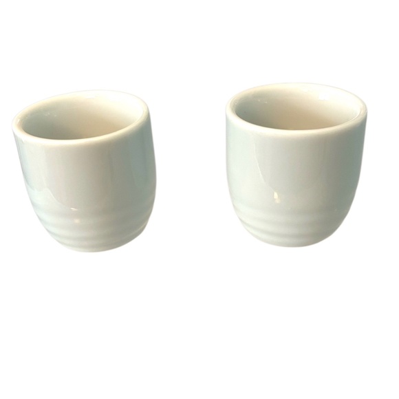 Elegant White Sake Set - Picture 2 of 6